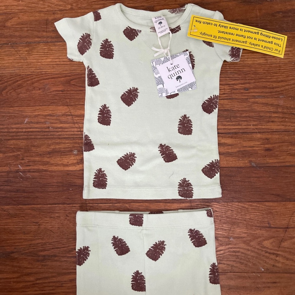 Kate Quinn Organics sleep set